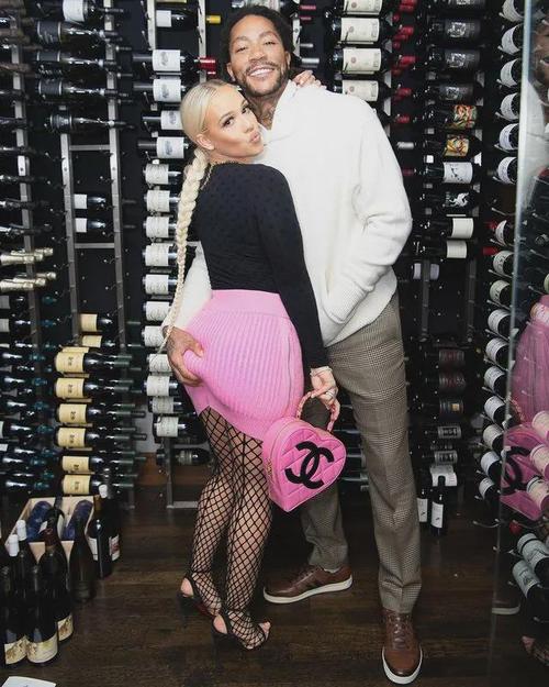 真 控球 后卫 !罗斯运球那么丝滑的原因找到了