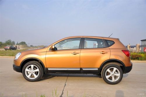 【逍客2012款2.0 xv 雷 cvt 2wd正侧(车头向左)汽车
