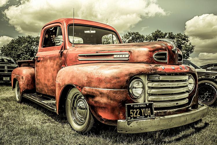 怀旧复古老式汽车