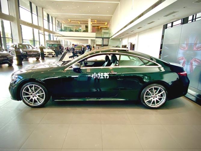 奔驰e轿跑,网红配色祖母绿黑内,喜欢就要拥有!合肥奔驰