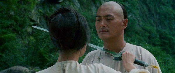 《卧虎藏龙》里,玉娇龙凶狠地问道:"你不怕我学会了,杀了你?