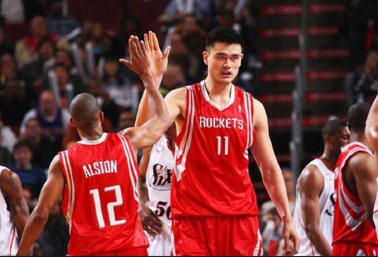 姚明在nba的历史地位有多高你知道吗