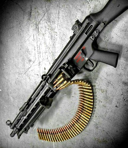 hk21通用机枪,hk21是g3系统的机枪型号,hk21e是hk21系列枪机最初的