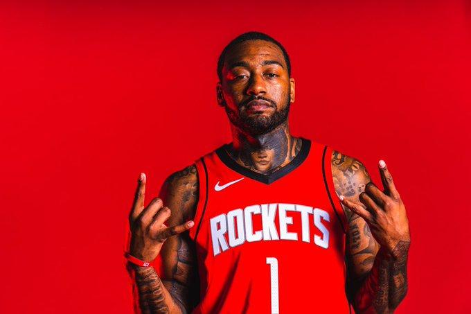 沃尔已经明确表示过,他愿意参加火箭队赛季开始前的训练营,但不愿为