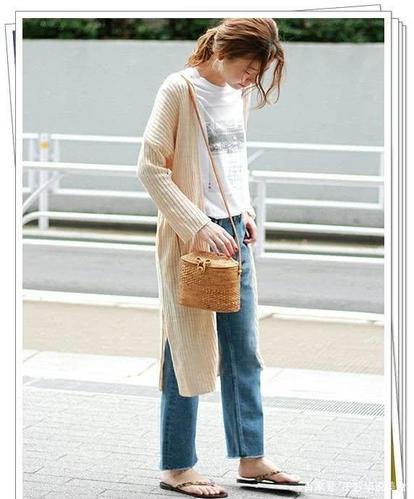 米色开衫太好穿了,让我们来看看优雅成熟的日系穿搭