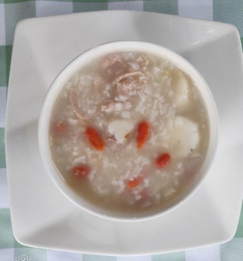 中餐 淮山枸杞瘦肉粥