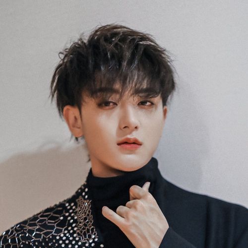 黄子韬头像壁纸