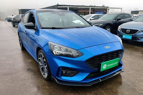 福特 福克斯 2019款 两厢 ecoboost 180 自动st line