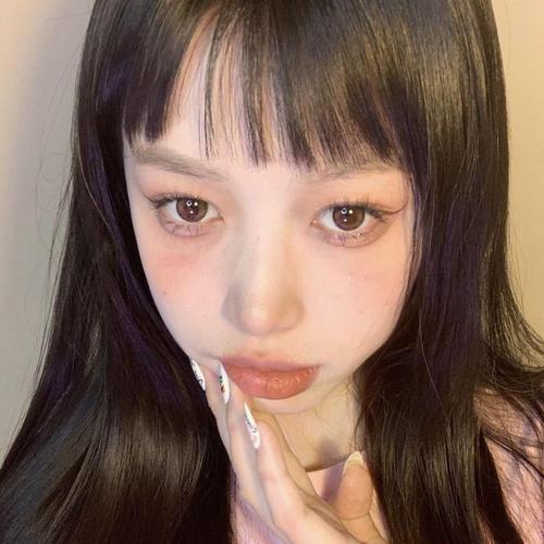 漂亮美女自拍头像