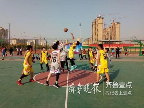 金乡中小学生篮球争霸赛,64个代表队比拼