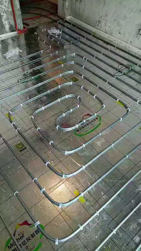 自己装地暖,地暖盘管咋个选?先看型号,再选品牌