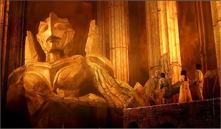 奥特曼:有些奥特曼自愿变成石像,麦克斯就惨了,差点真的死了