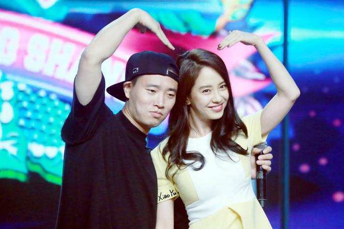 周一情侣录制天天向上 姜gary 宋智孝 runningman