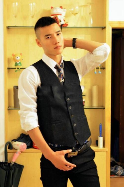 组图 东方男模技师 高帅大牌帅哥(4)
