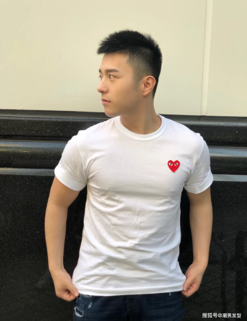 原创2020年男生帅气的两边铲短发型有哪些?理发师建议剪这3款就够了!