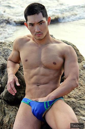 包晗eric east的图片