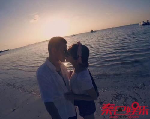 苏醒女友疑似曝光亲密照曝光