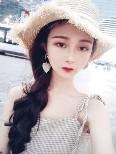 陪玩妹子小姐姐的照片8