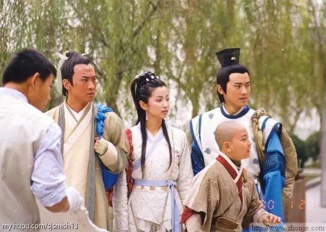7,《少年包青天》 啊!我觉得"尔康"演包青天简直就是演活了!