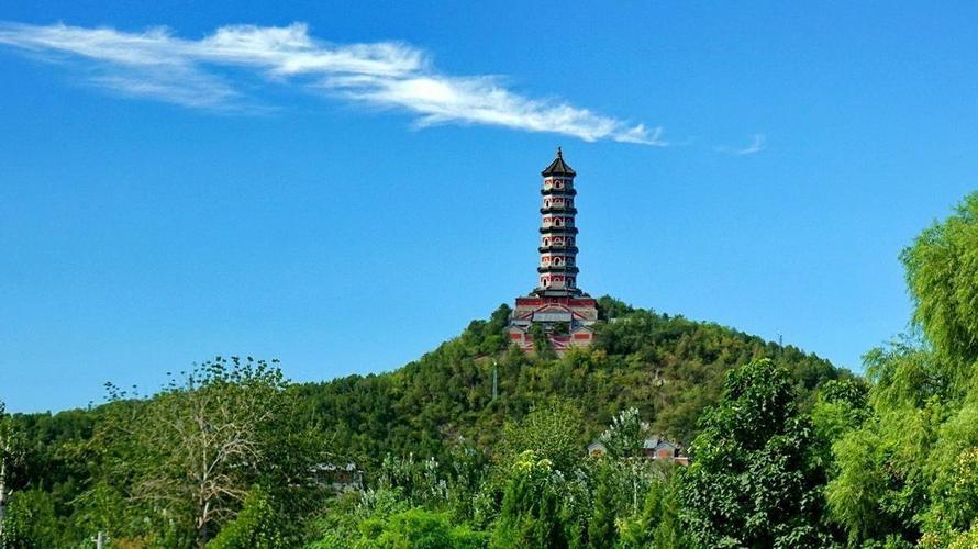 北京玉泉山: 从古至今的最高政治决策地