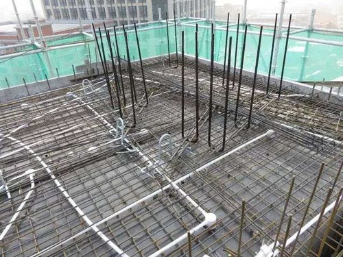 悬挑工字钢布置