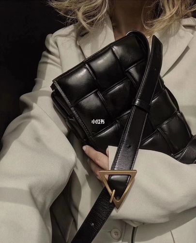 bv 枕头包 90_包包_枕头_bv_葆蝶家怎么样_最爱的包包_时尚_箱包