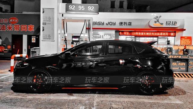 冷门小钢炮进化黑武士后太帅了菲亚特致悦改装案例