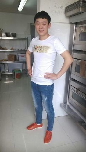 我男生,22岁,身高174体重135正常吗?反正看着很胖,是不是虚胖?