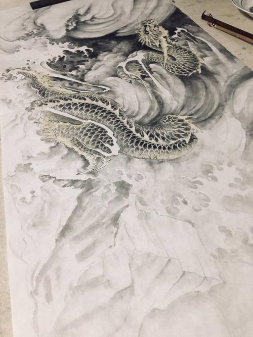 由龙作品