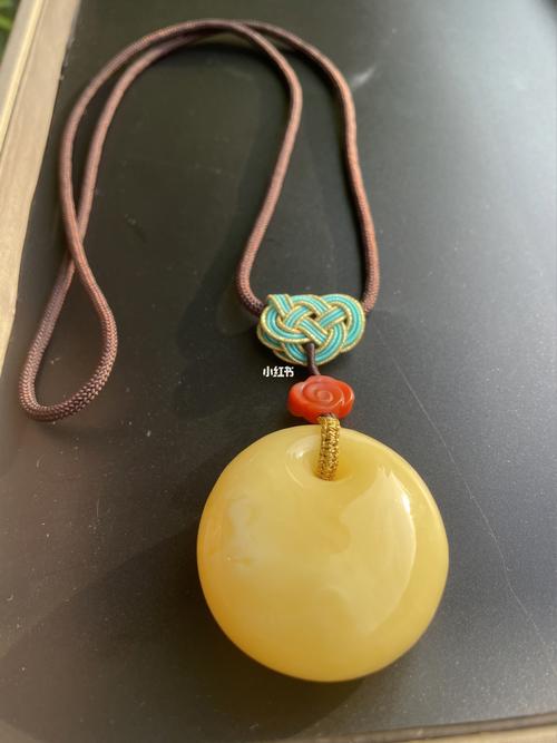 蜜蜡公主扣～精致大气7815_蜜蜡_南红_时尚_配饰