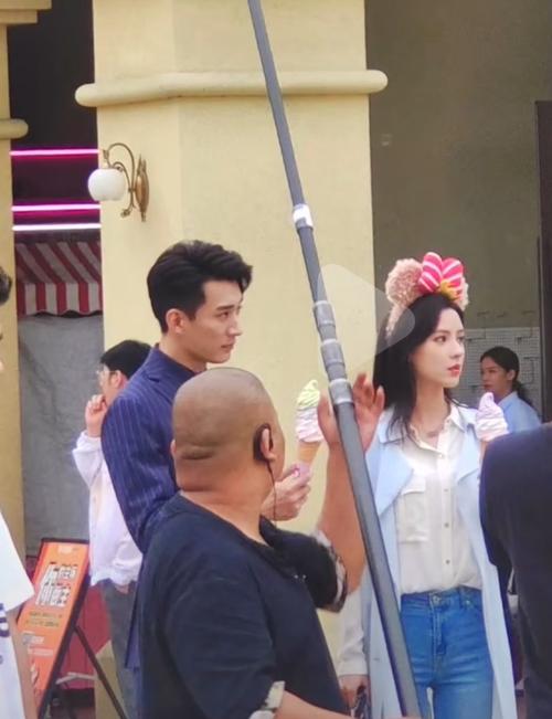 ibg进 放假无聊去搜了刘学义张予曦的路透 有人和我一