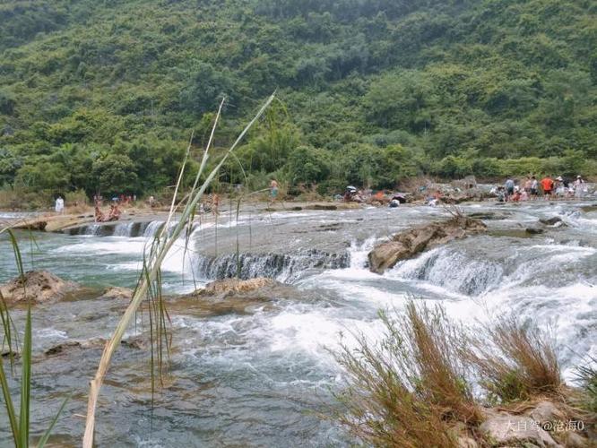 自驾游景点 响水瀑布  上传图片 903 浏览 响水瀑布位于柳州市鹿寨县