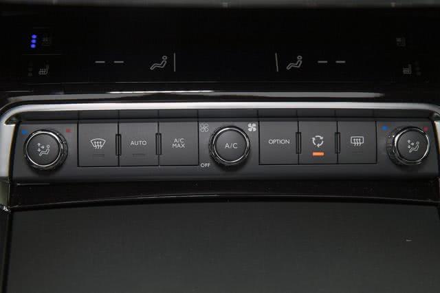 配置升级了多少?2020款雪铁龙c6值不值得买