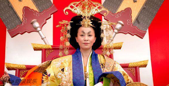 不看大头看全身!各版武则天华美服饰赏析
