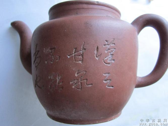 大开门的清末石如刻万丰顺记款紫砂壶