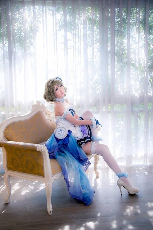 台湾美女玩家cos游戏女主秀嫩白美腿(18)