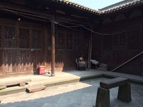 其中有一座当地人唤为"王家大院"的清代建筑被上海同济大学土木工程系