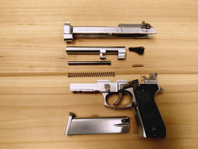 05全金属抛壳枪模型m92a1仿真