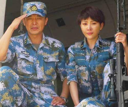 著名演员王强夫妻闹离婚儿子在结婚证上的留言让他泪奔