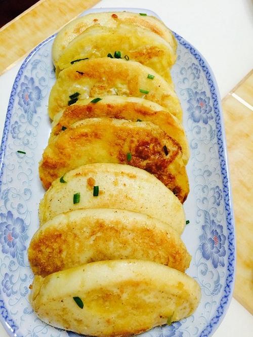 蛋香煎馒头片