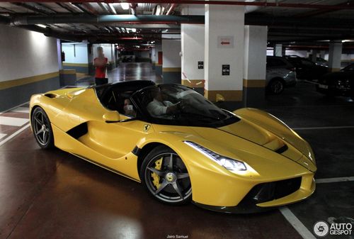 ferrari laferrari aperta