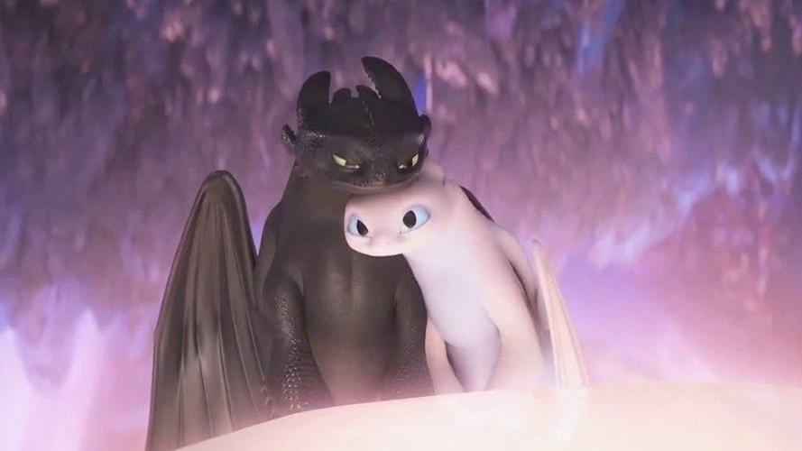 驯龙高手无牙仔有了女友小嗝嗝的心中五味杂陈