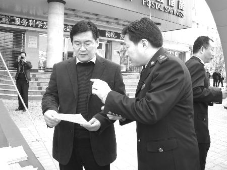 刘文祥 张剑侠   年年岁岁花相似,岁岁年年人不同