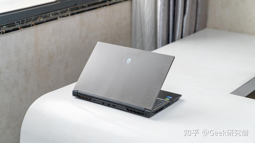 看完了本文的评测之后,我们来总结一下雷神 911 mt 的使用体验.