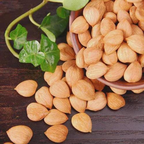 苦杏仁和甜杏仁有何区别?是食用不当还是隐形杀手?