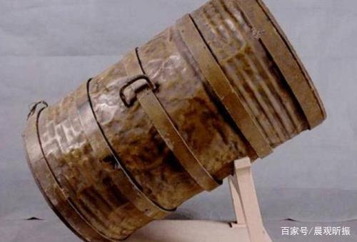 汽油桶炮也叫没良心炮,飞雷炮.