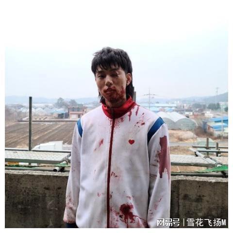 刘仁秀(饰演尹奎男)在《僵尸校园》比僵尸还可怕的恶人校霸尹奎男是