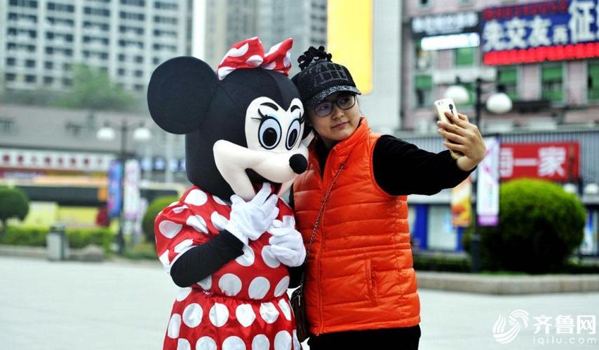 米老鼠婆婆