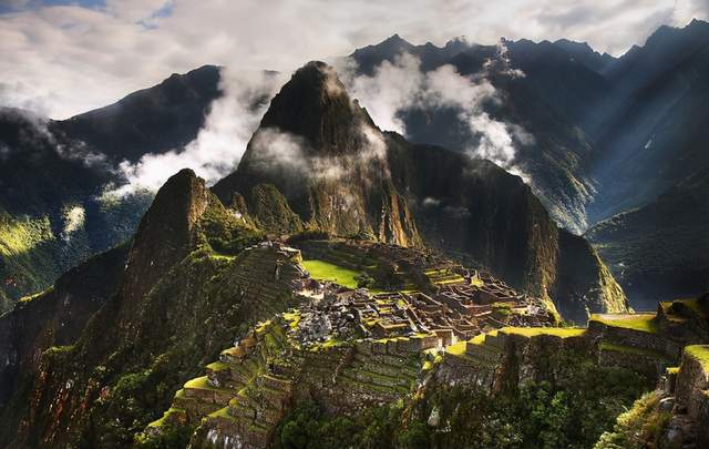 乞力马扎罗山,俄罗斯贝加尔湖,秘鲁马丘比丘,旅游清单系列