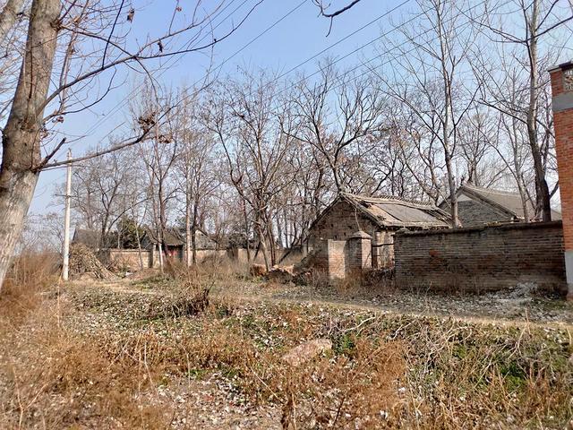 请欣赏:一组河南农村的老房子照片